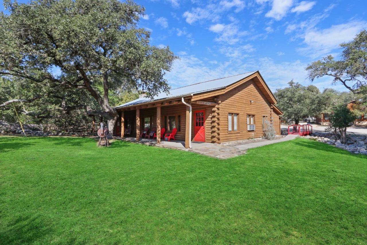 Wimberley Log Cabins Resort And Suites- Unit 3 Buitenkant foto